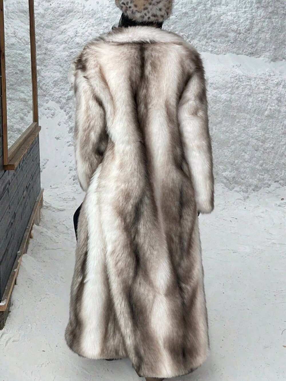 White Casual Women's Long Faux Fur Collar Coat - Picture 2 of 7